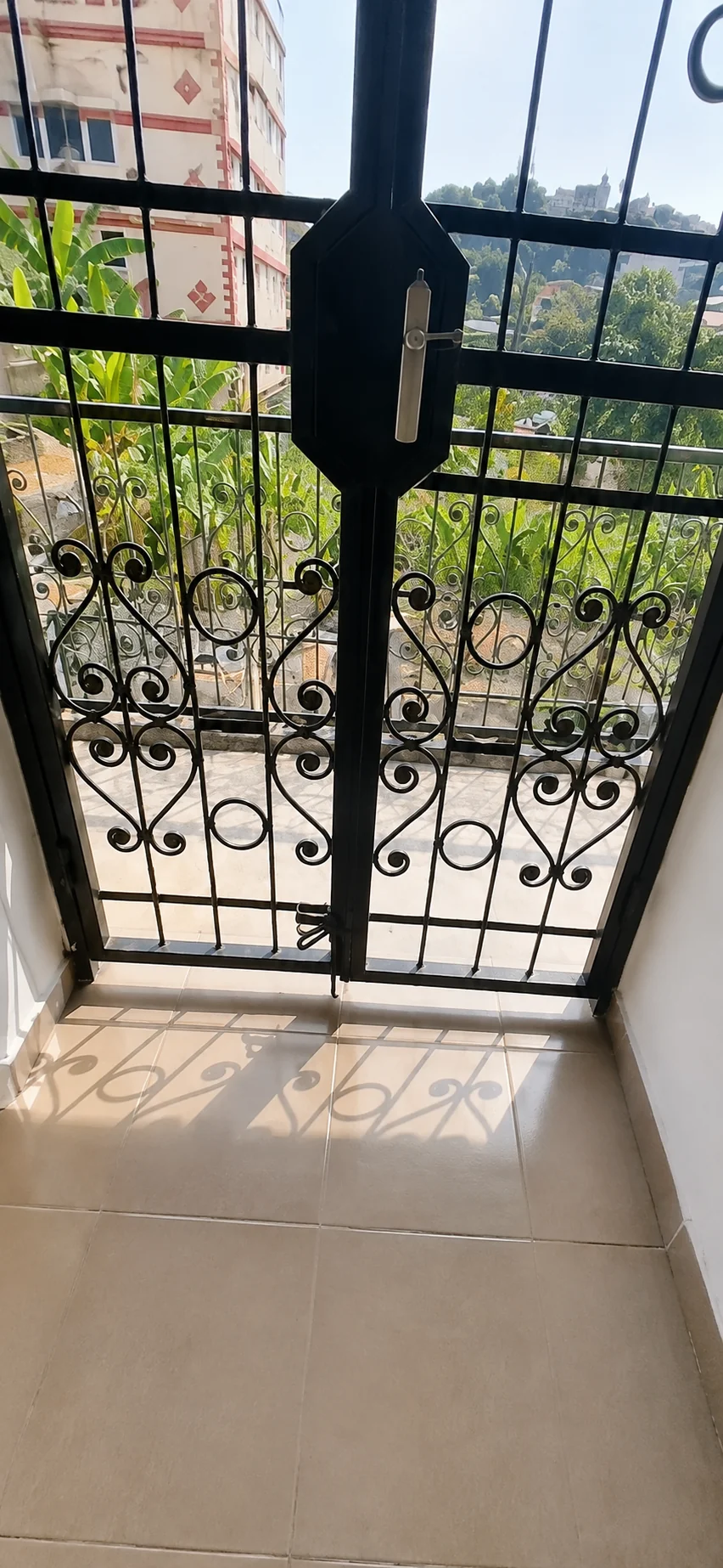 Vue depuis un balcon de la résidence